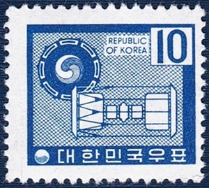 단편 - 1969년 제2차 국산백지 보통우표(247, 장고와 북 10원)